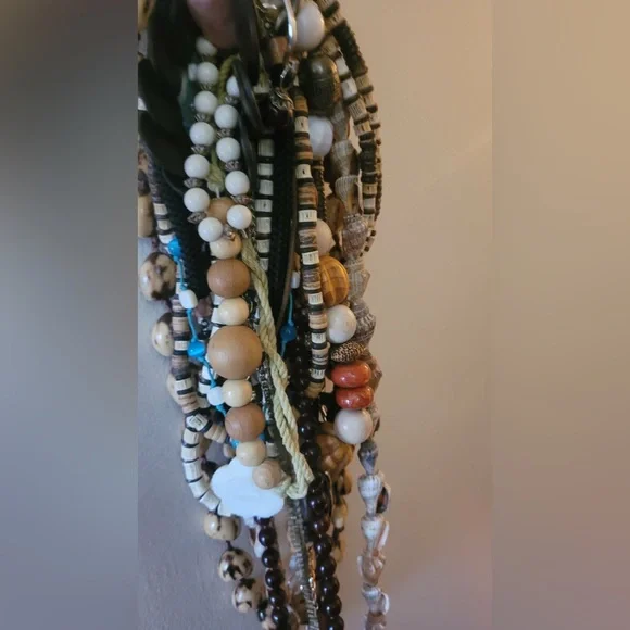 Beaded Necklaces & Bracelets - Picture 8 of 8